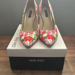 Nine West Tatiana 2 Pump, floral fabric